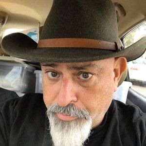 Meet your Posher, Mitchell